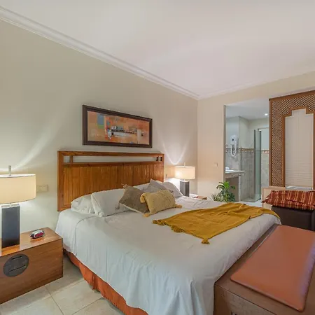 Mijas Costa, Near To Beach, Wyndham * マラガ