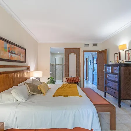 アパート Mijas Costa, Near To Beach, Wyndham マラガ